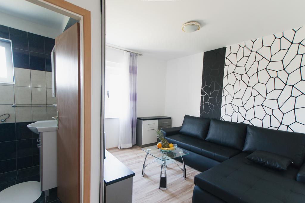 Apartments Toka Petrcane Room photo