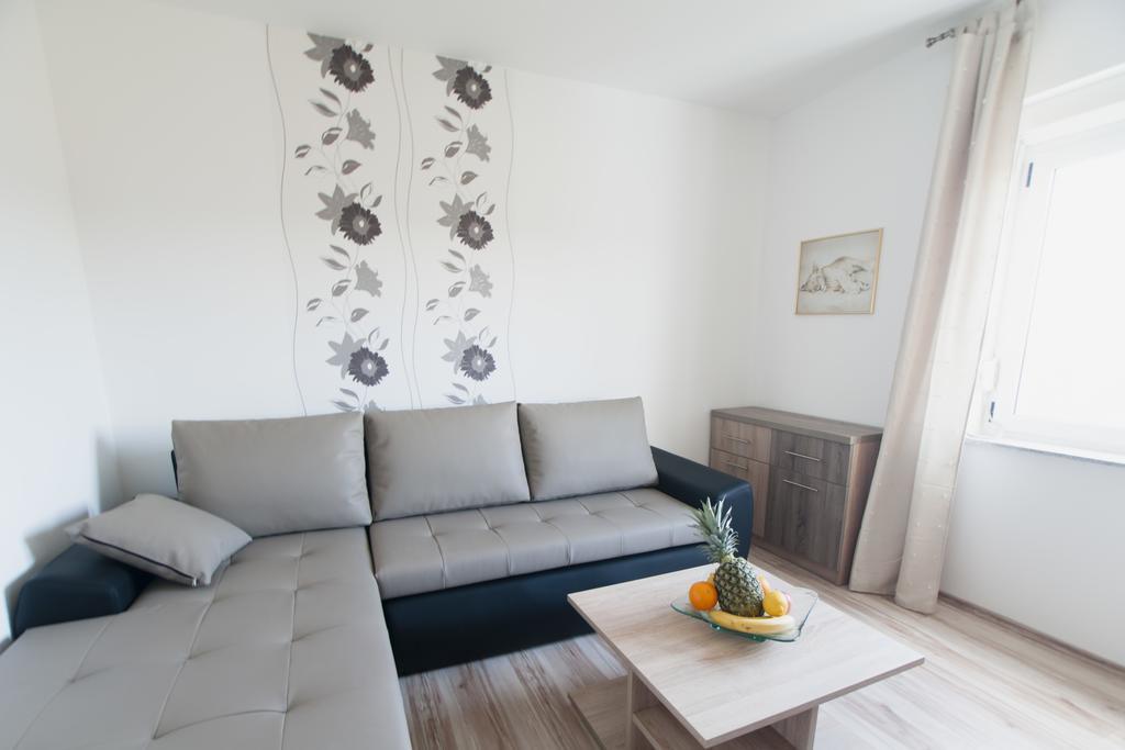 Apartments Toka Petrcane Room photo